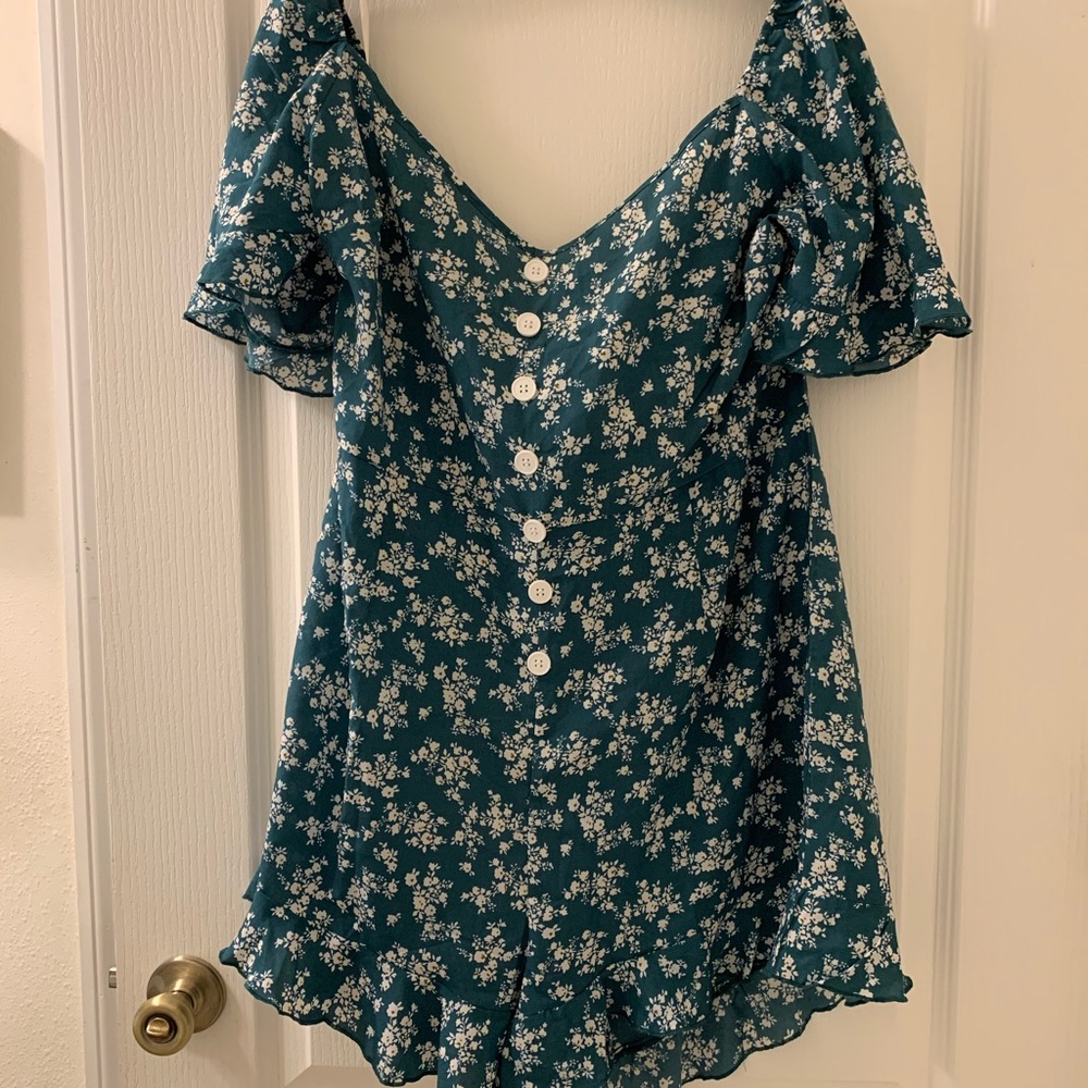 Green floral ruffled romper